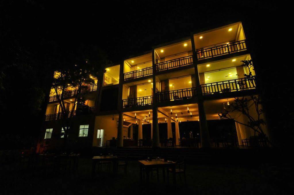 Yala Oga Reach Hotel تيساماهاراما المظهر الخارجي الصورة